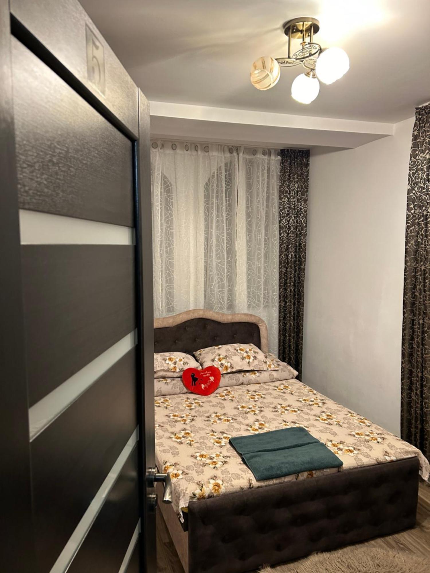 Apartament Casa Raraului Kimpulung Mołdawski Zewnętrze zdjęcie