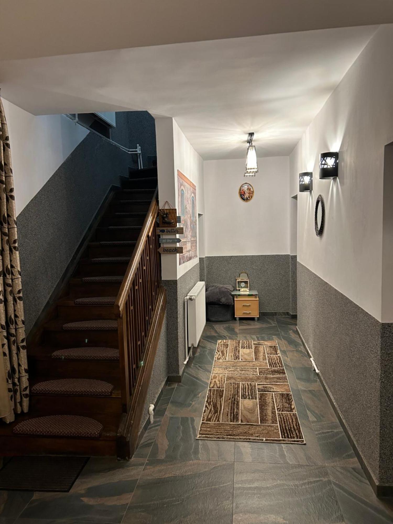 Apartament Casa Raraului Kimpulung Mołdawski Zewnętrze zdjęcie