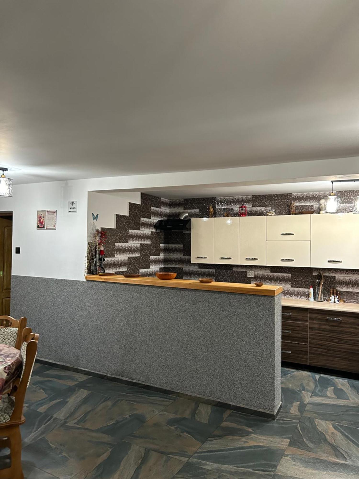 Apartament Casa Raraului Kimpulung Mołdawski Zewnętrze zdjęcie