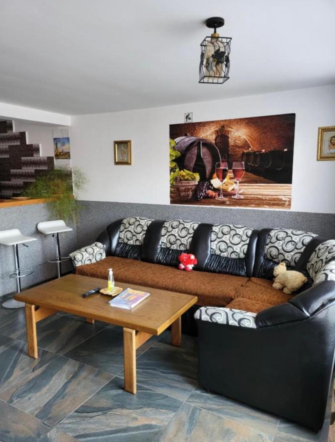 Apartament Casa Raraului Kimpulung Mołdawski Zewnętrze zdjęcie